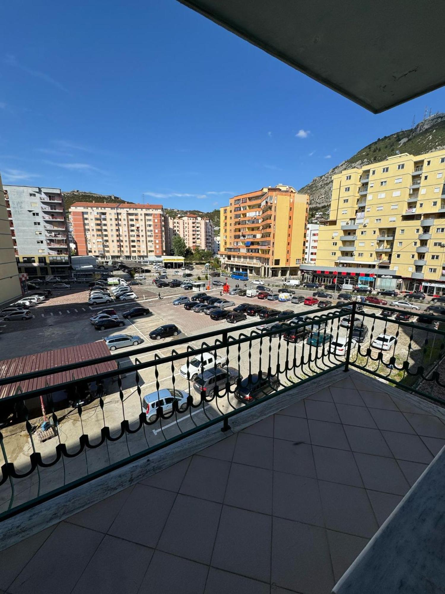 Hotel Europa Lezhë Eksteriør bilde